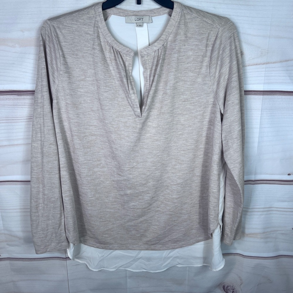 LOFT‎ Top Womens XL Beige White V-Neck Blouse Knit Woven Pleated Back Pullover